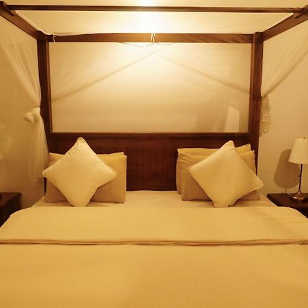 Colonial Residence Kandy Villa Екстер'єр фото