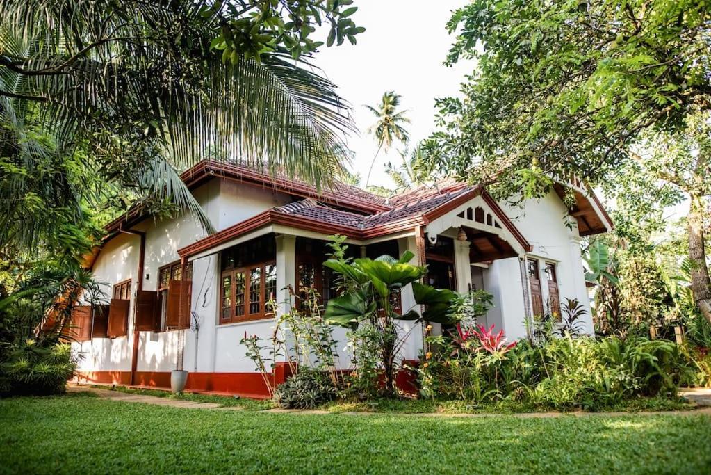 Colonial Residence Kandy Villa Екстер'єр фото